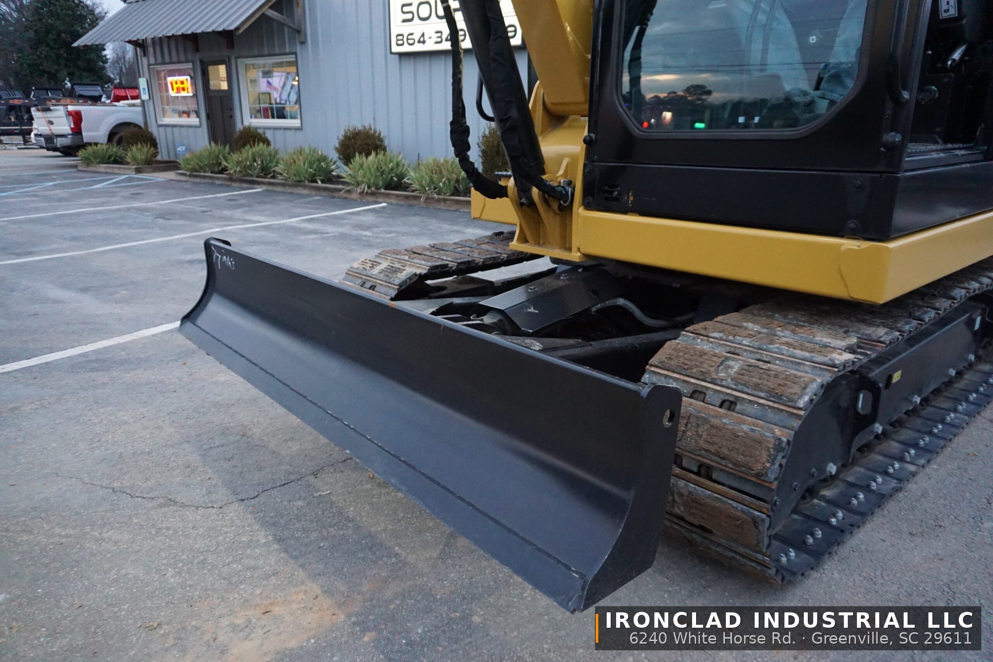 2025 Caterpillar 305.5E — 2025 CAT 305.5E Mini Excavator — photo 3