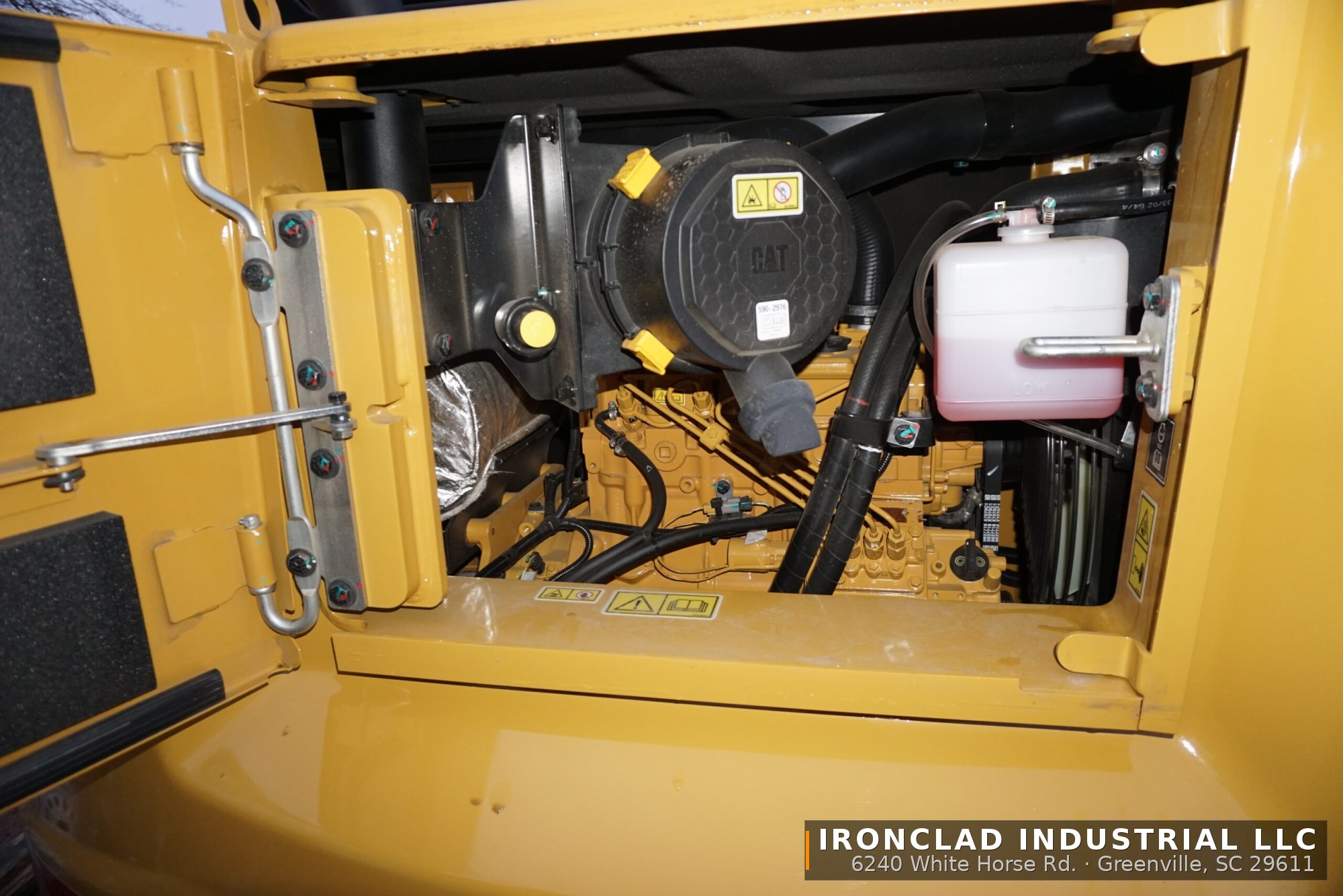 2025 Caterpillar 305.5E — 2025 CAT 305.5E Mini Excavator — photo 6