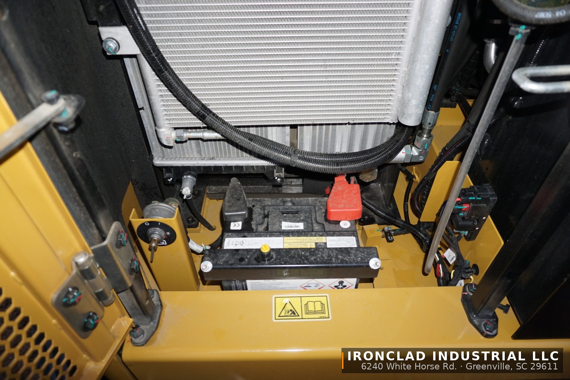 2025 Caterpillar 305.5E — 2025 CAT 305.5E Mini Excavator — photo 9