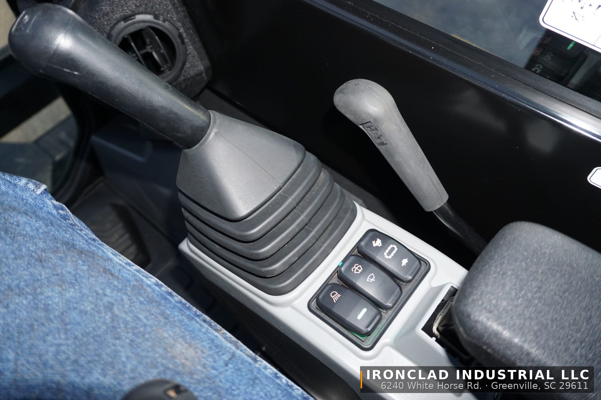 2025 Caterpillar 305.5E — 2025 CAT 305.5E Mini Excavator — photo 22